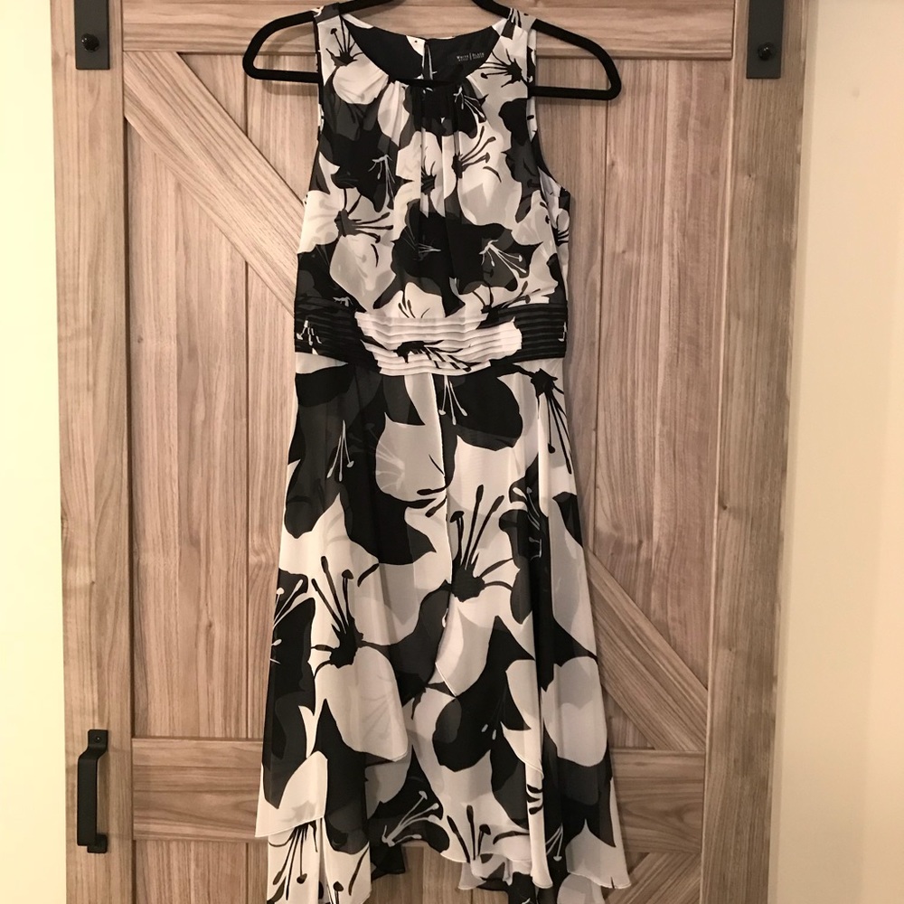 WHBM black and white flower dress